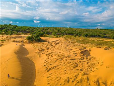 {image.media_title -> f:transform.html())} {image.copyright -> f:transform.html())}